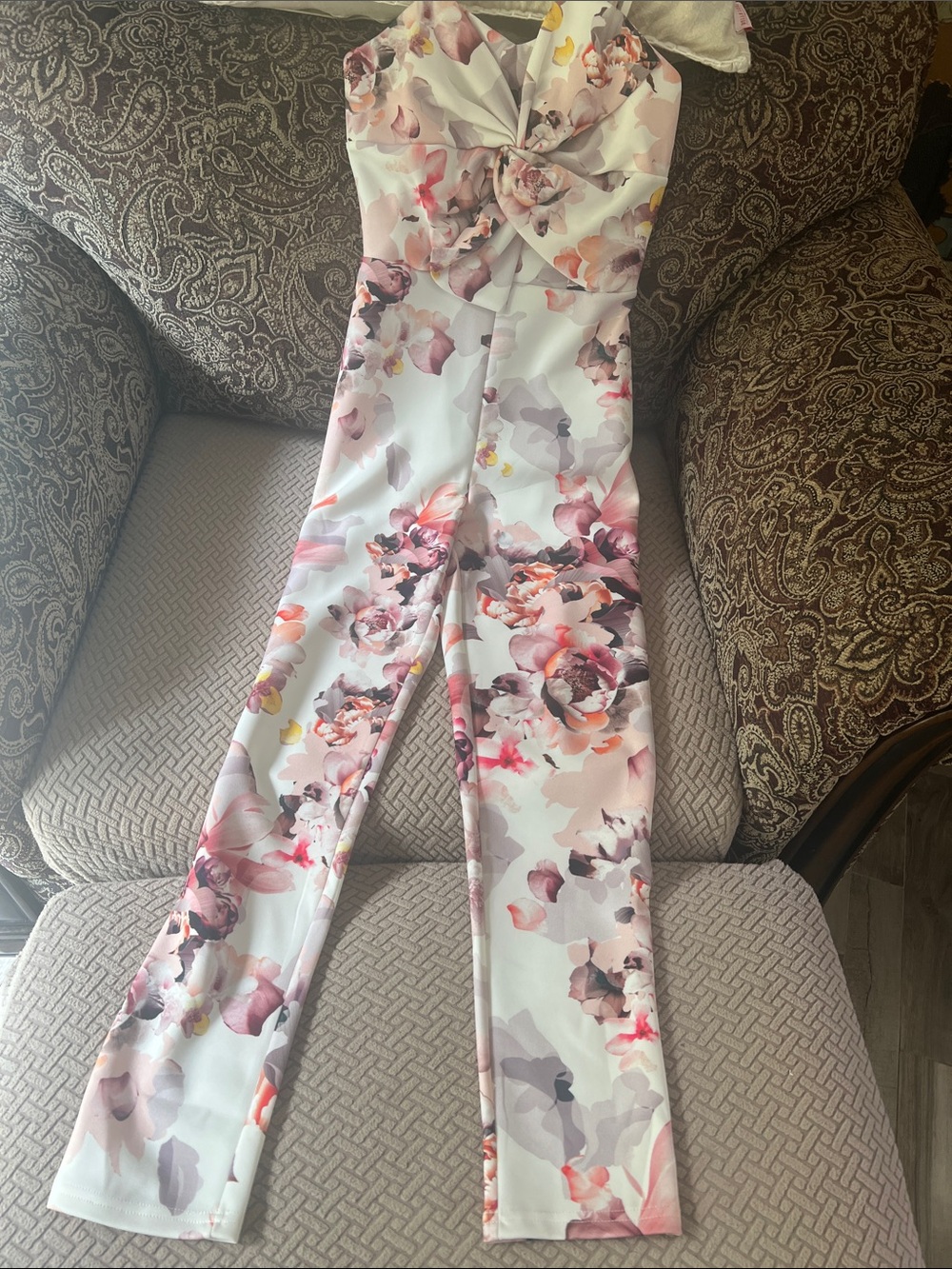 NWOT size S VENUS White Floral Tie-Front Wide-Leg Jumpsuit